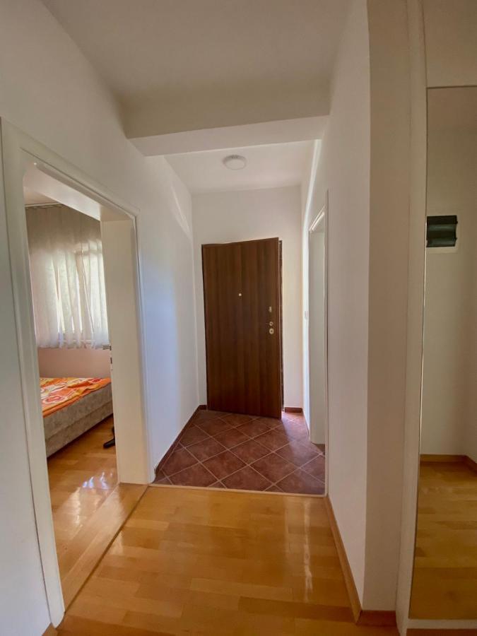 Jovana -- Porodicni Apartmani Igalo Herceg Novi Exterior foto