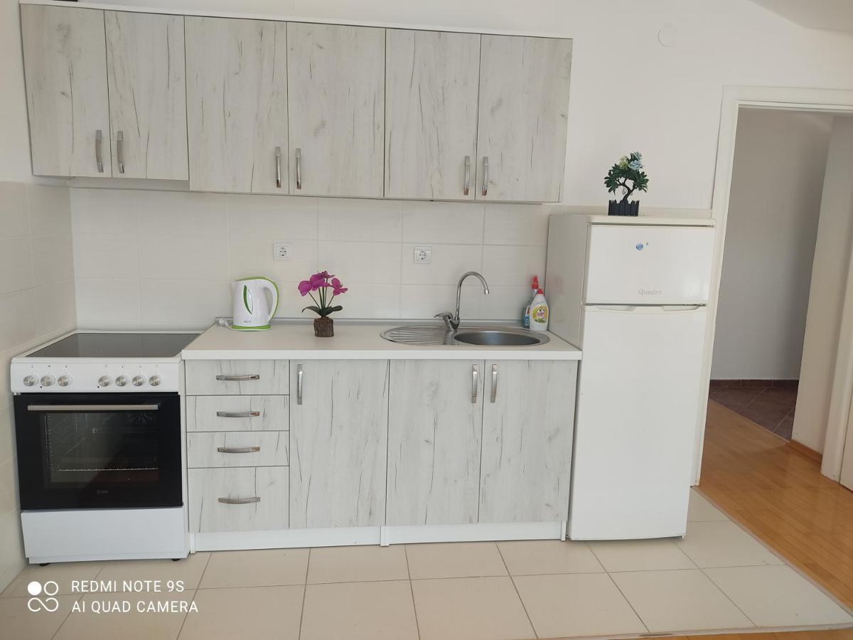 Jovana -- Porodicni Apartmani Igalo Herceg Novi Exterior foto