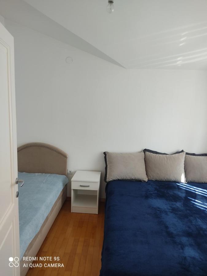 Jovana -- Porodicni Apartmani Igalo Herceg Novi Exterior foto