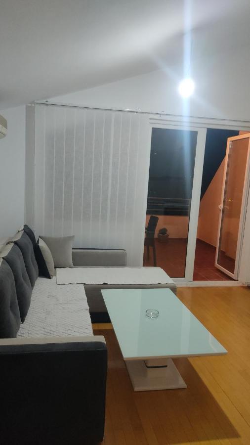 Jovana -- Porodicni Apartmani Igalo Herceg Novi Exterior foto